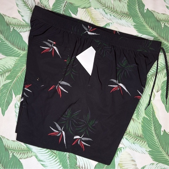Quiksilver Everyday Mix 17” Volley Swim Trunks with Bird of Paradise Print - Picture 2 of 8